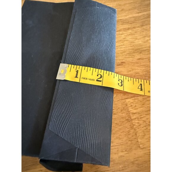 Air New Zealand Amenity Kit W/Bamboo Toothbrush/Pen  Toothpaste Hand/Body Cream - Picture 5 of 9